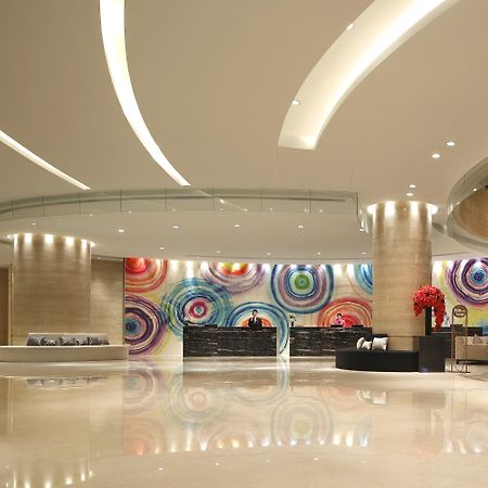 Hotel Crowne Plaza Wuxi Taihu By Ihg Zewnętrze zdjęcie